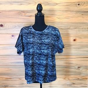 Calvin Klein Black and White Short Sleeved Pullover Ladies Size 14